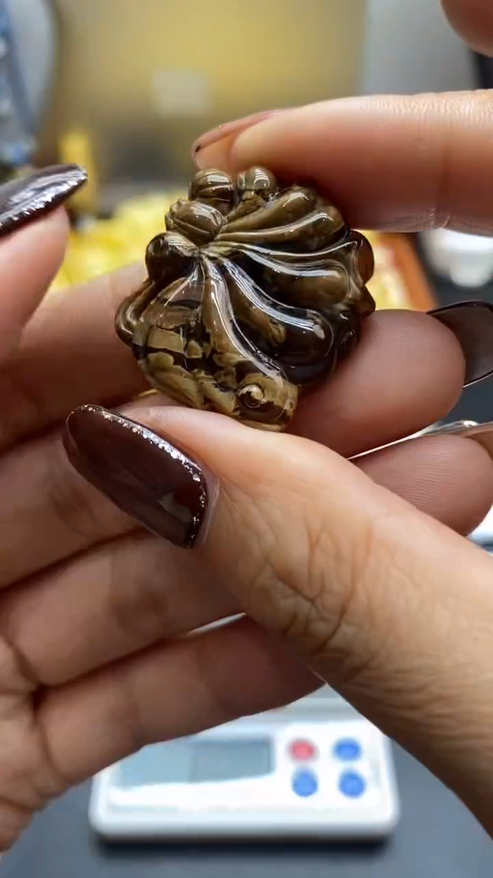 琥珀未镶嵌珠宝奇石125