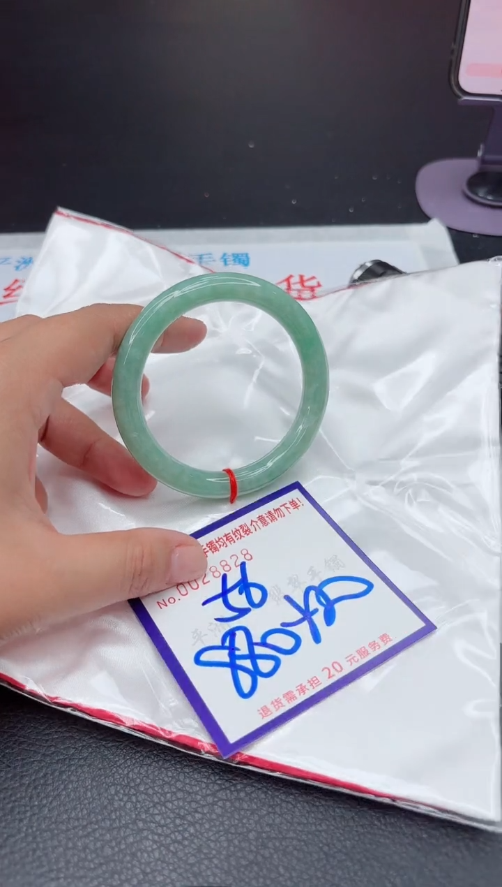 【闪购商品】翡翠手镯未镶嵌111111111111111