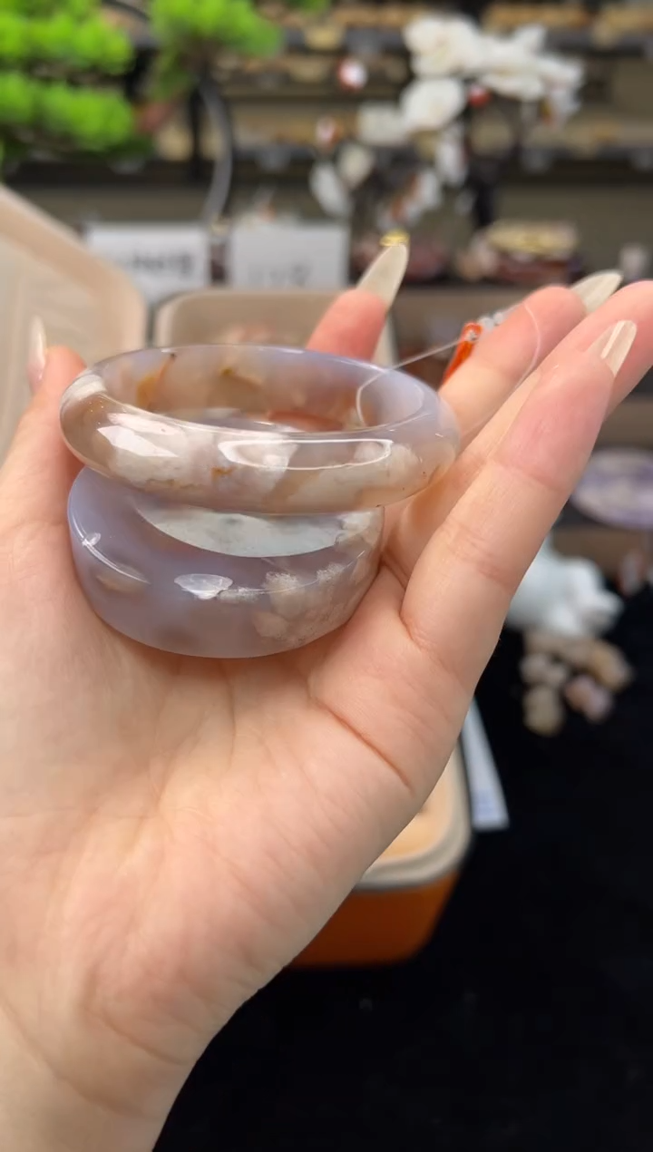【闪购商品】石英质玉手镯未镶嵌56圈口（赠送镯心）13083