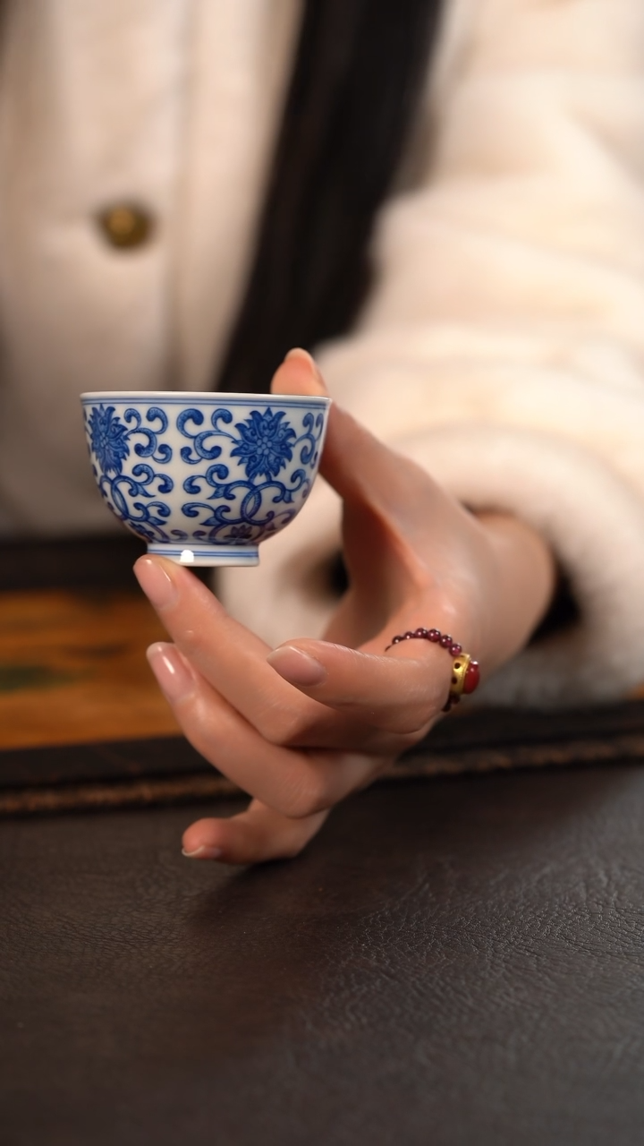 【闪购商品】杯HLX陶瓷点工缠枝莲鸡心杯