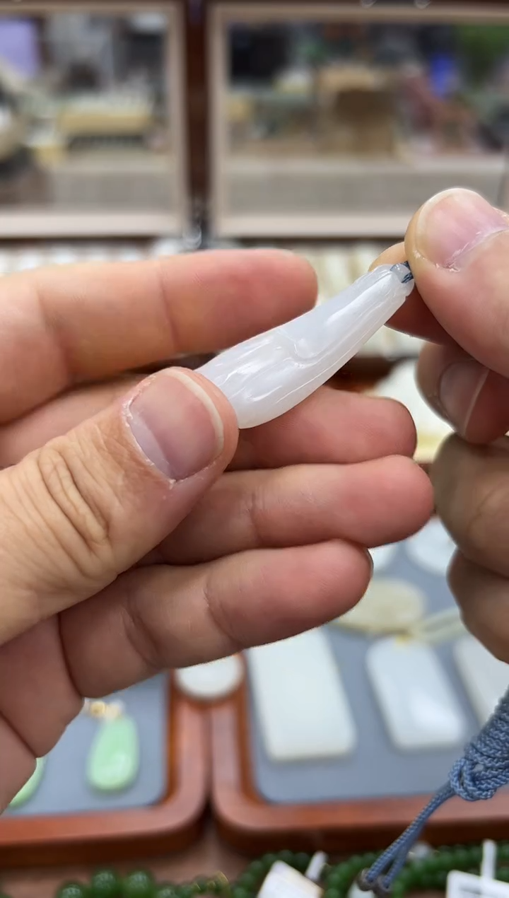 【闪购商品】和田玉吊坠未镶嵌野牛沟 玉兰花