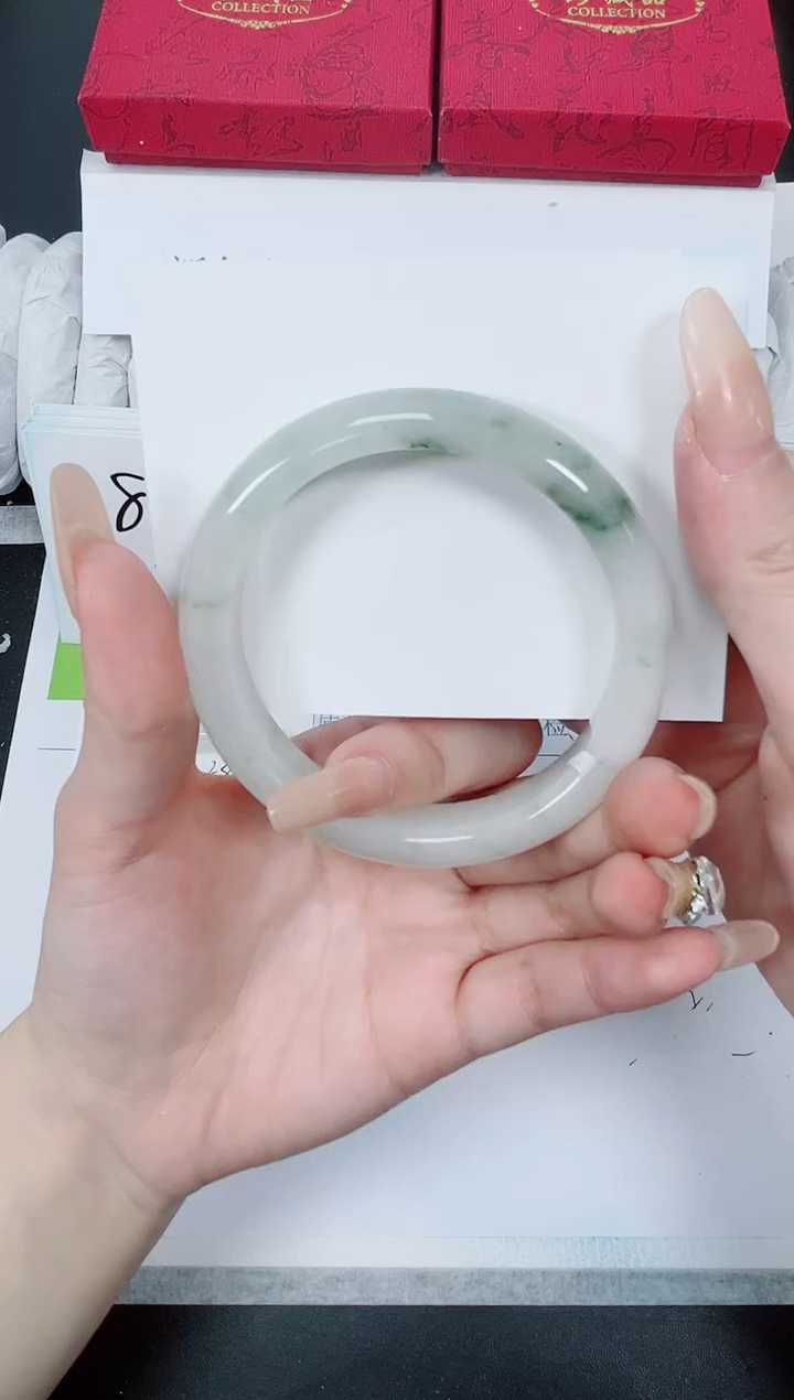 【闪购商品】石英质玉手镯未镶嵌K231-58.1