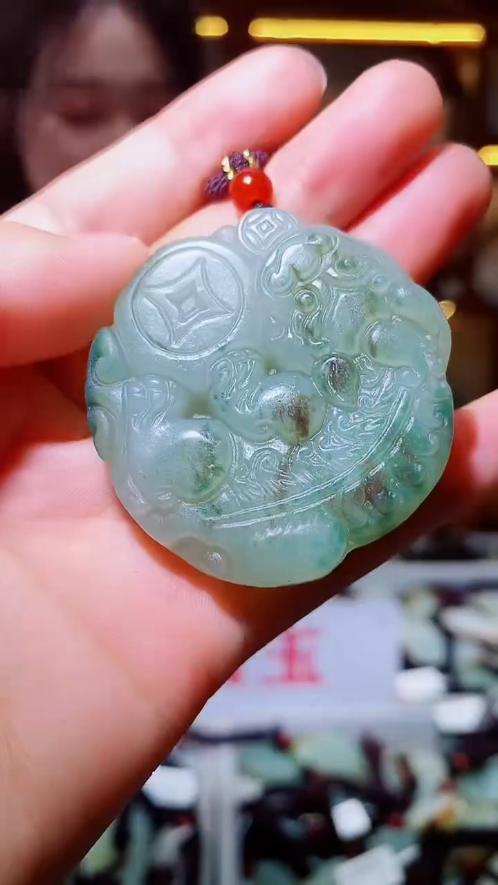 和田玉未镶嵌颈饰1