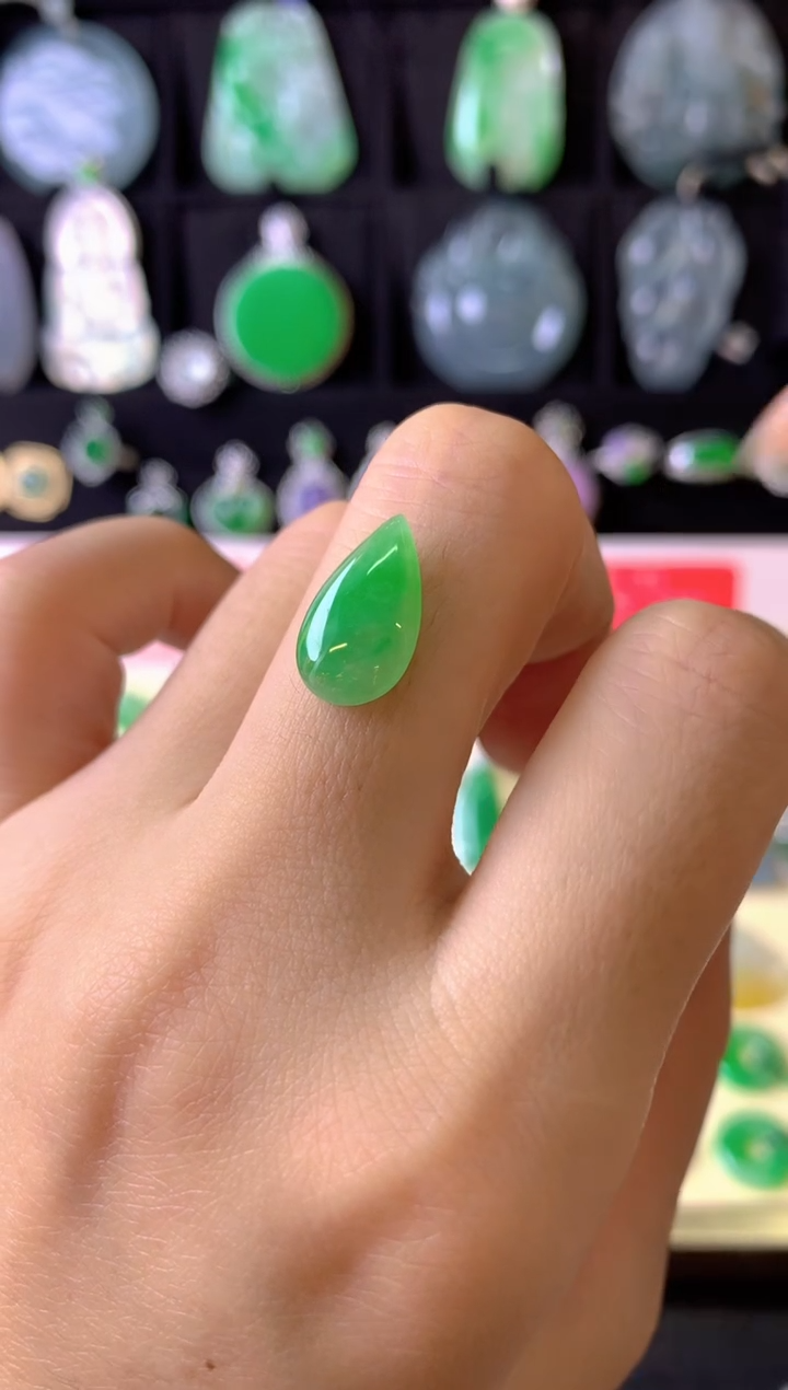 定制翡翠未镶嵌1裸玉（客户意向镶嵌）