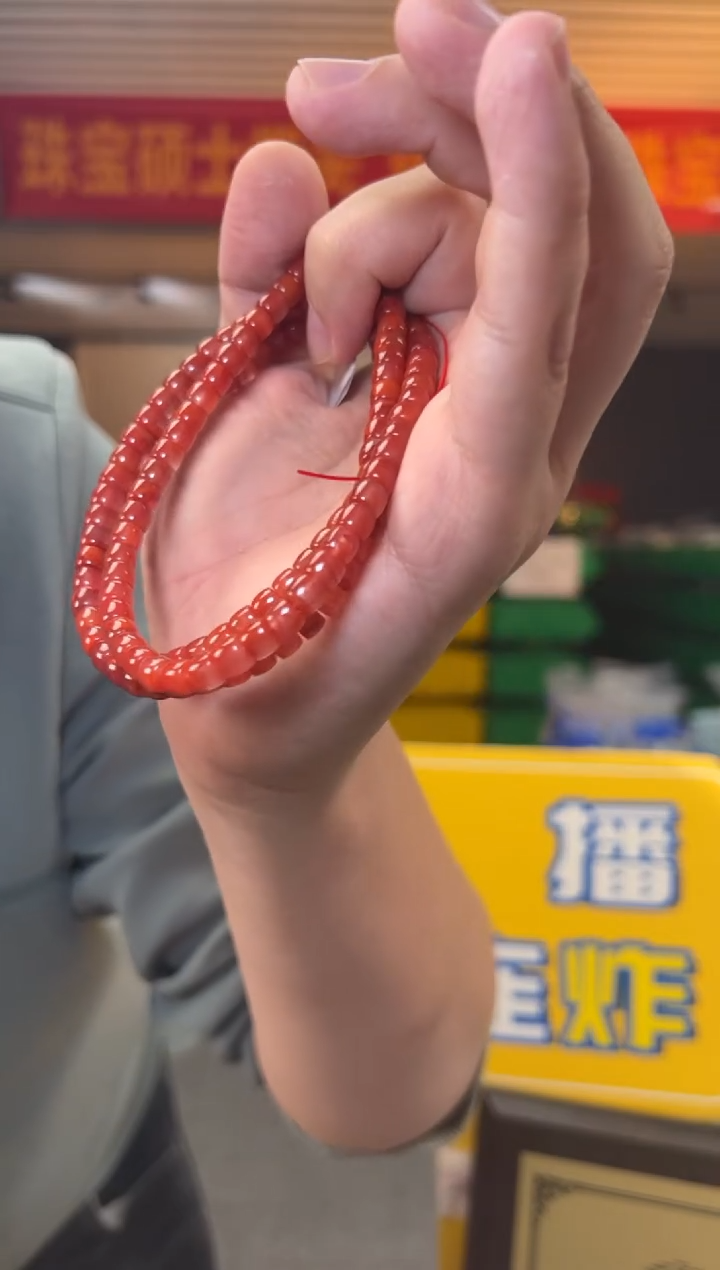 【闪购商品】南红玛瑙手串未镶嵌约6mm冰飘南红直切桶珠多圈