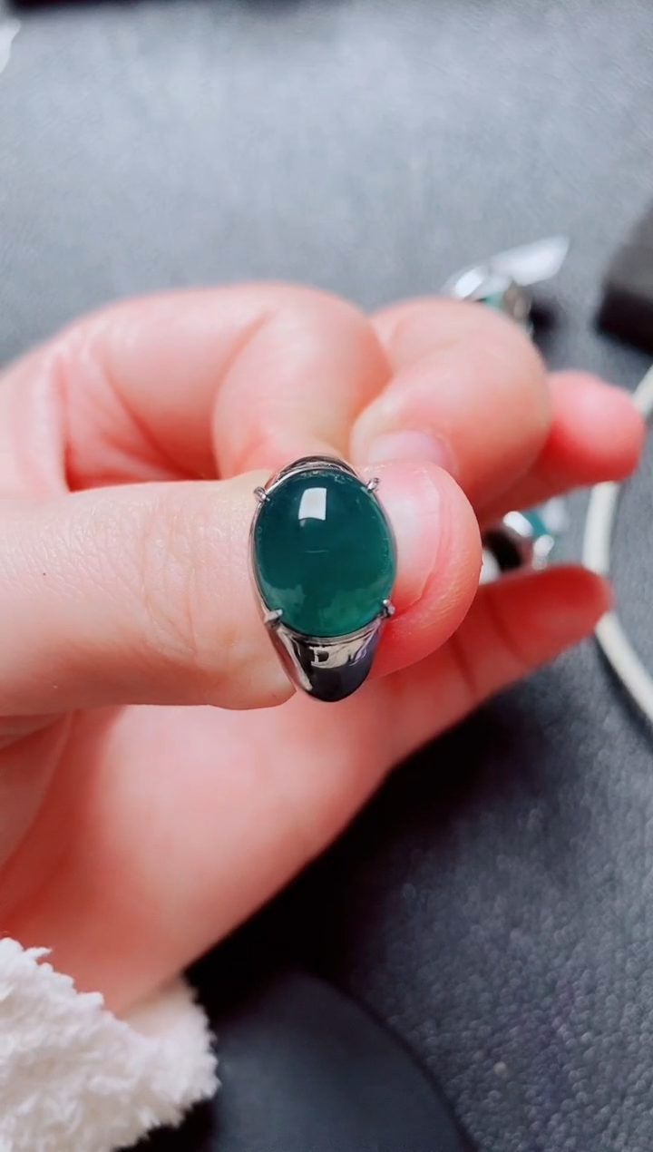 银S925镶嵌戒指翡翠1111