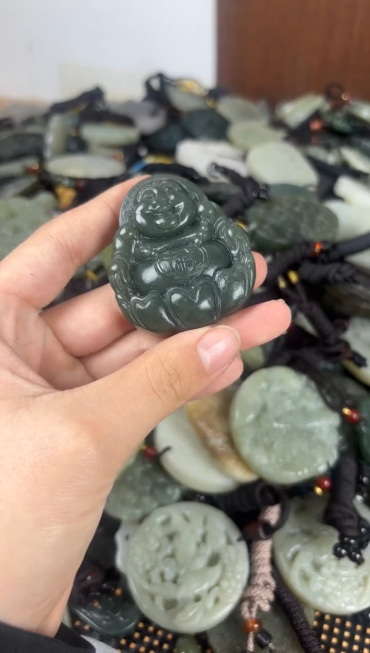 【闪购商品】和田玉颈饰未镶嵌1