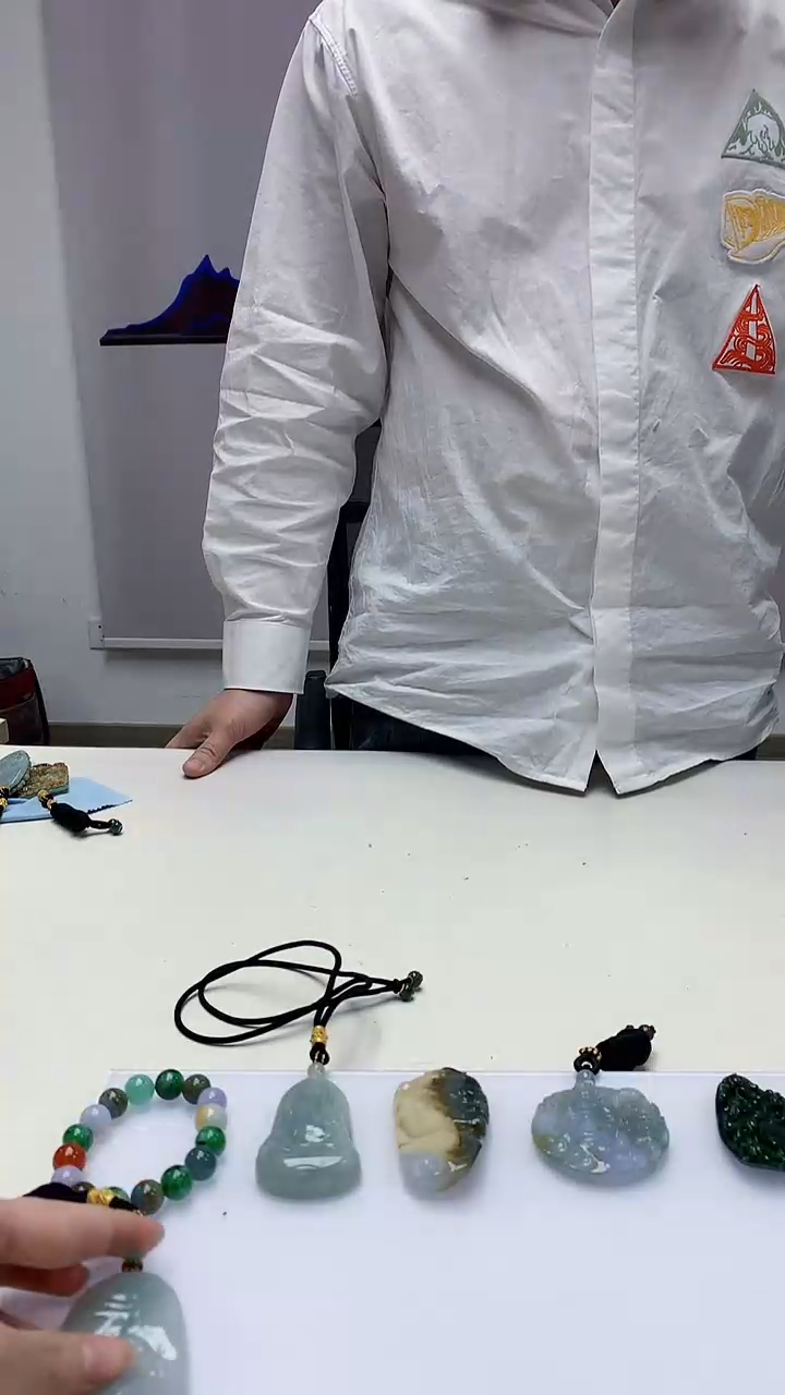 【闪购商品】定制翡翠未镶嵌5028zm-毛货挂件