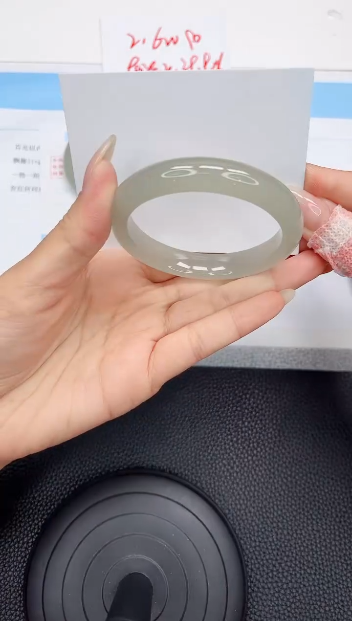 石英质玉手镯未镶嵌197-55