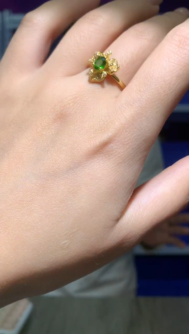 银S925镶嵌透辉石戒指【宝石世家严选】