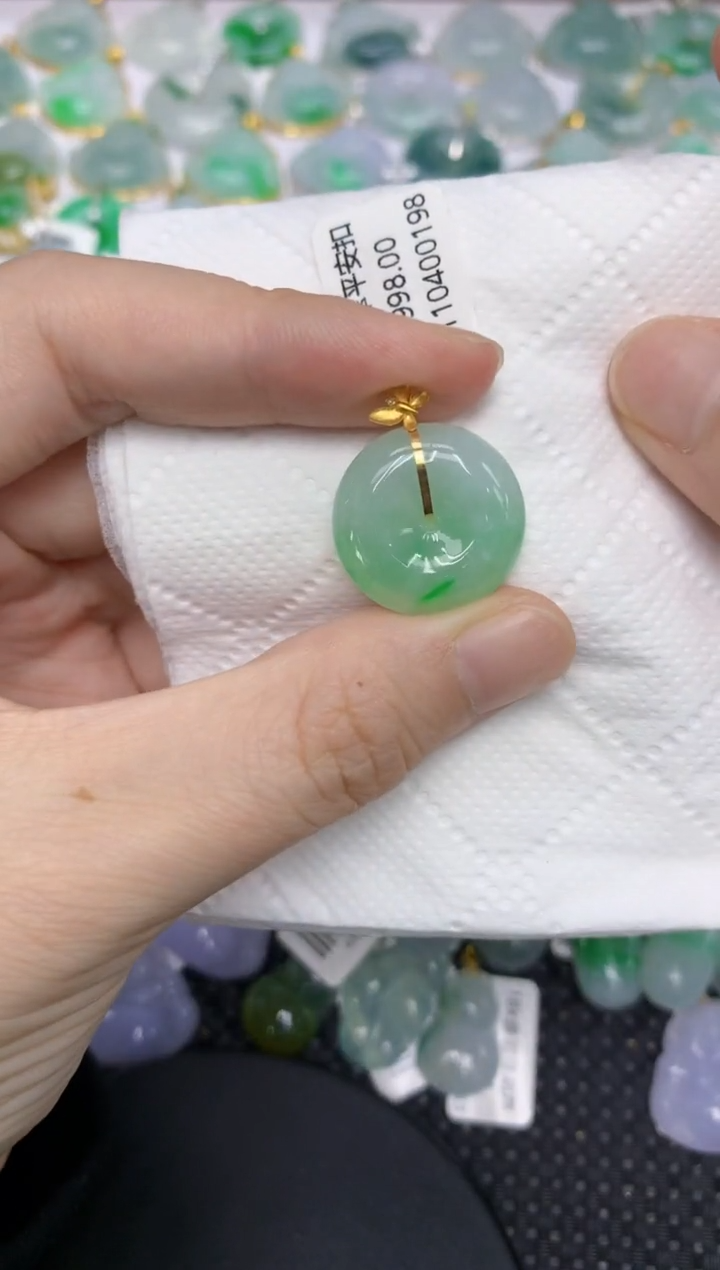 颈饰18K金镶嵌翡翠11111111
