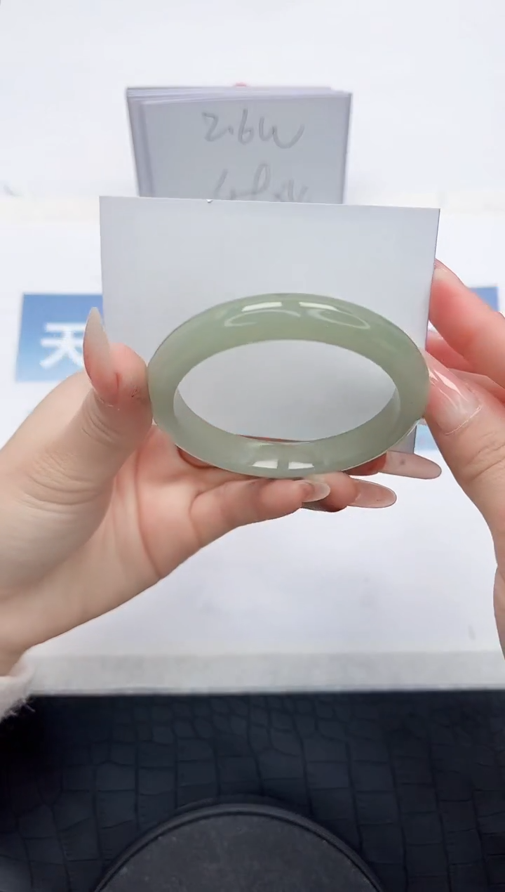 【闪购商品】石英质玉手镯未镶嵌N438-55