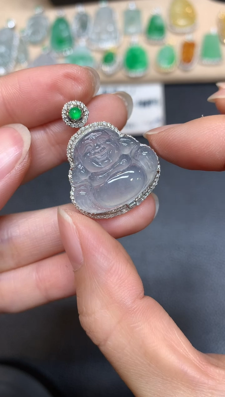 【闪购商品】翡翠颈饰18K金镶嵌佛公【无服务费