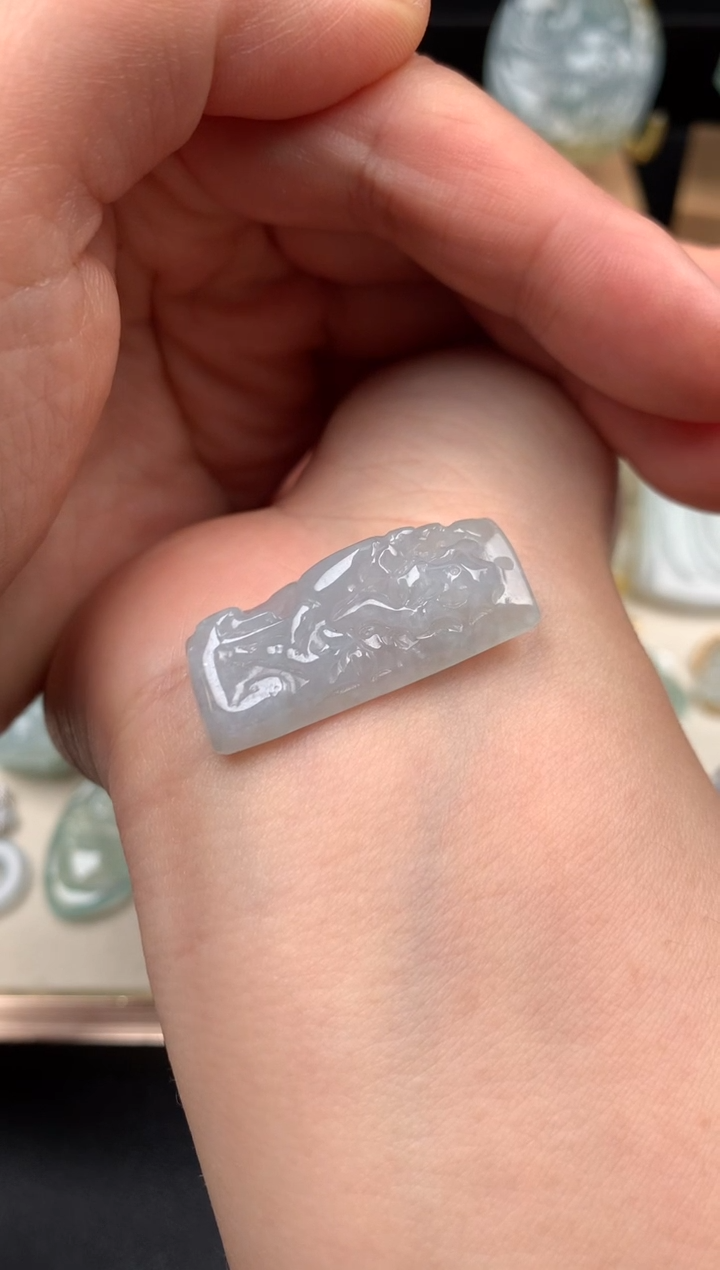 吊坠(不含链)未镶嵌翡翠吊坠