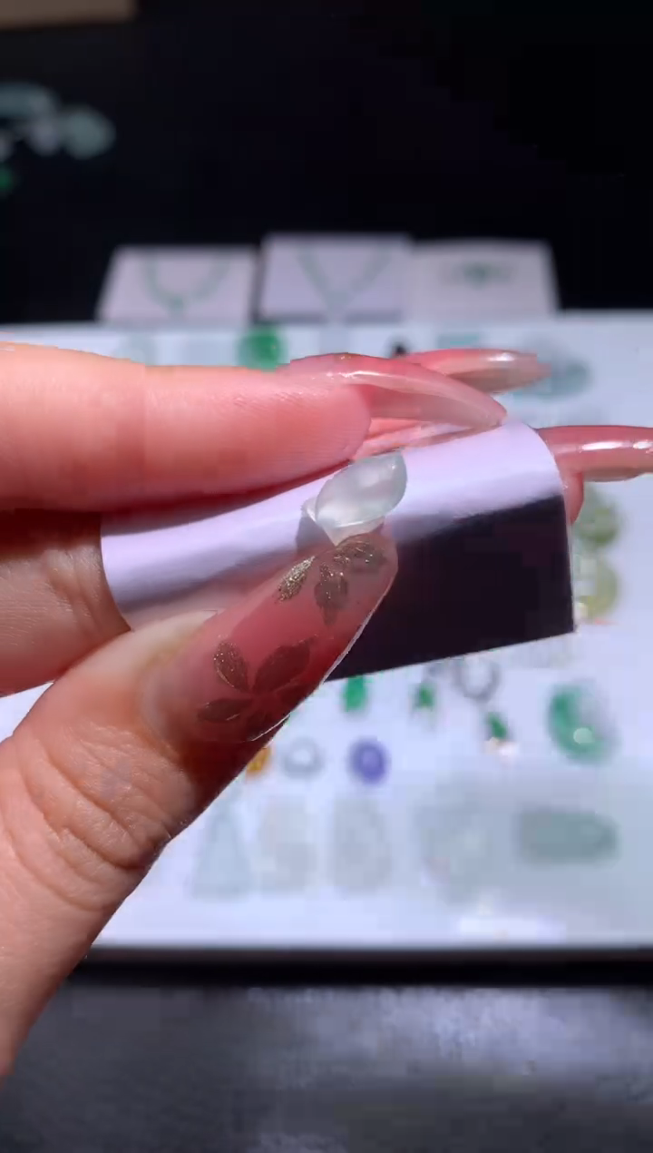 【闪购商品】定制翡翠未镶嵌毛货