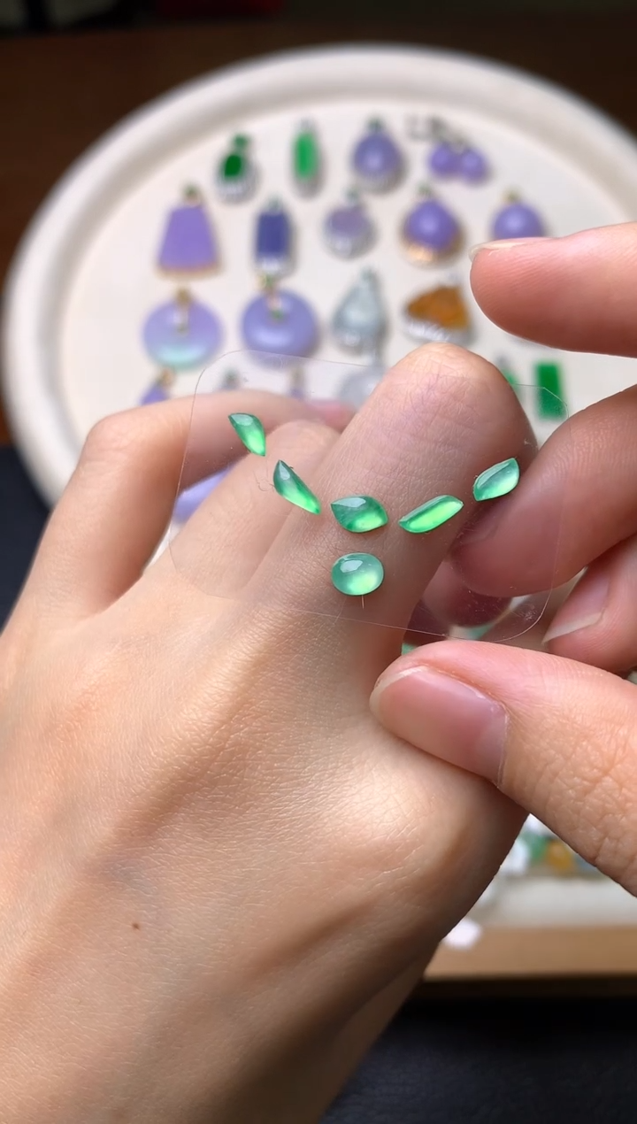 【闪购商品】定制翡翠未镶嵌裸石（镶嵌定制）