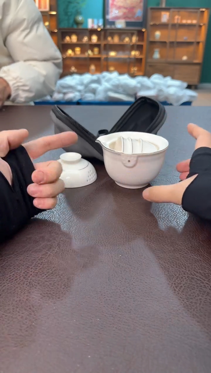 【闪购商品】摆件瓷SC1111111111