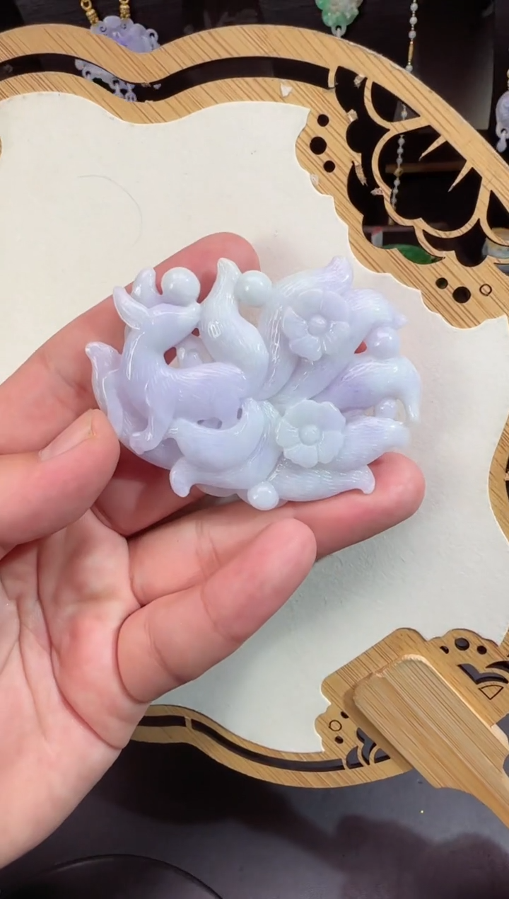 【闪购商品】翡翠颈饰未镶嵌牌子