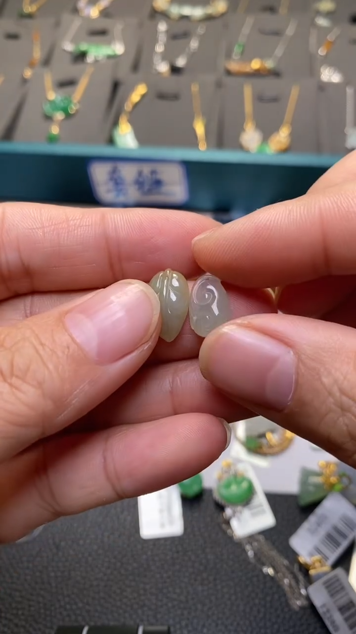 颈饰未镶嵌翡翠净货40959