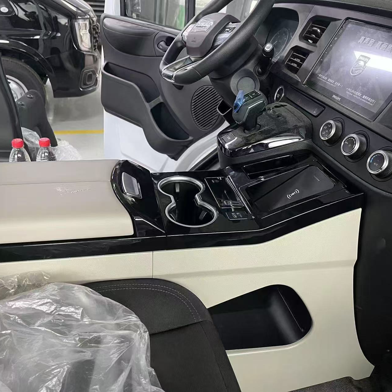 江铃福顺JMC（手动挡/自动挡）专车专用扶手箱升级改装主副驾扶手箱