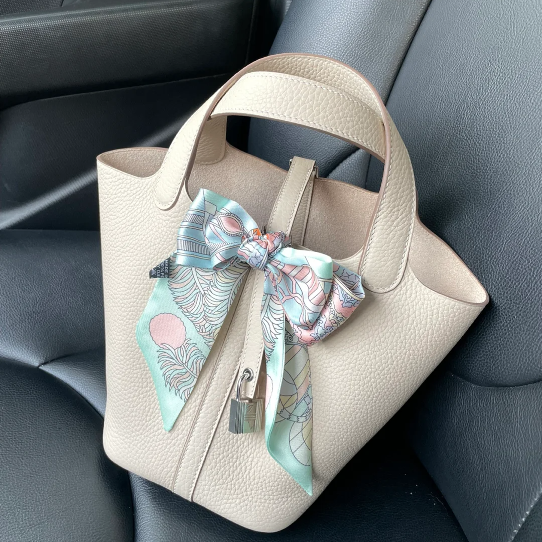 99新 Hermes/爱马仕 小花6欢 菜篮子 22 奶昔白 TC皮 T刻 银扣包