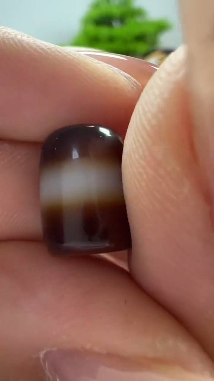 玛瑙/玉髓（覆膜）颈饰未镶嵌28.（微瑕）