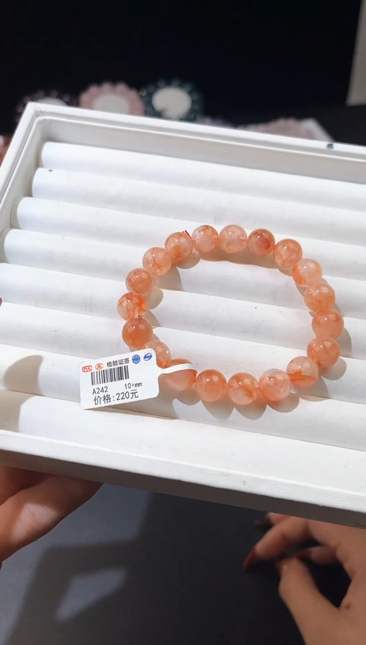 【闪购商品】水晶手链未镶嵌多样性发一红胶花