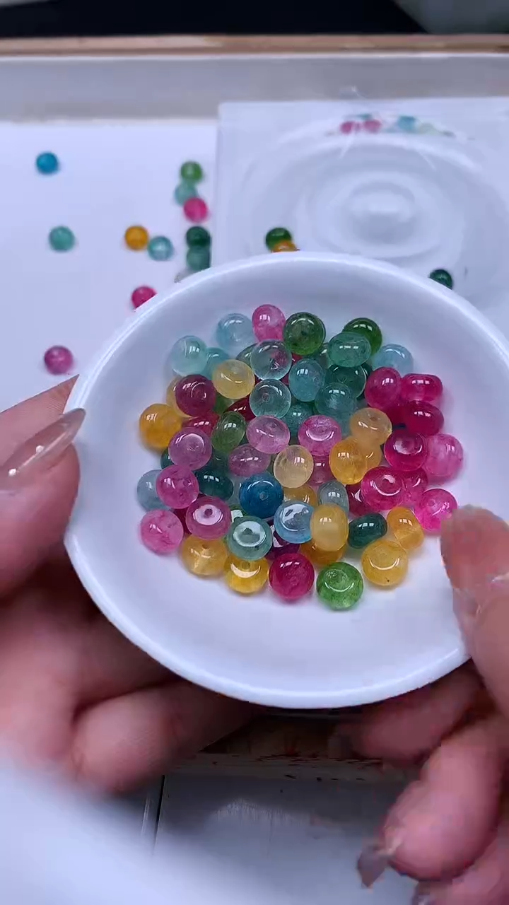 未镶嵌散珠碧玺D31 彩虹碧玺算盘5*8mm20个6.8元