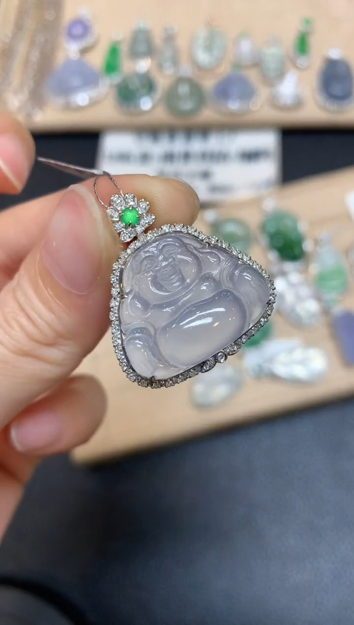 【闪购商品】翡翠颈饰18K金镶嵌佛公【无服务费