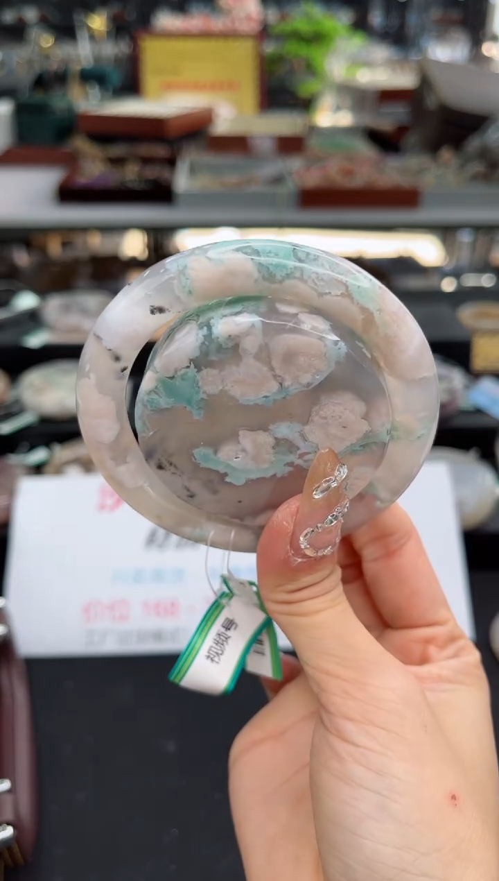 【闪购商品】石英质玉手镯未镶嵌59圈口（赠品镯心）S921140