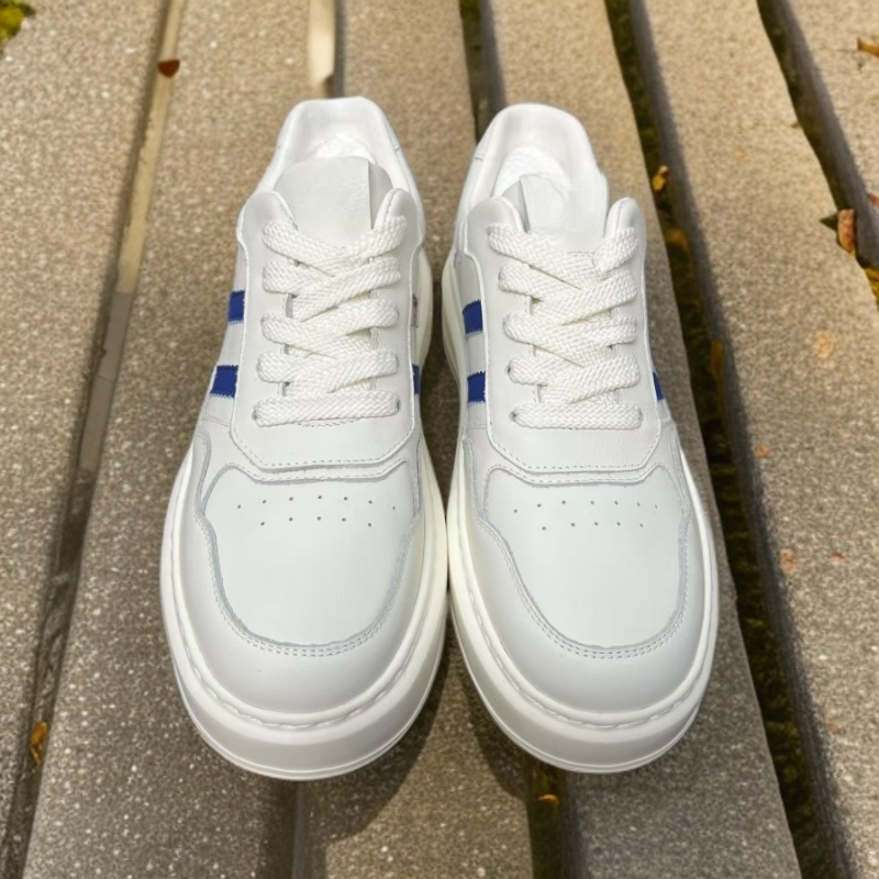 2025秋冬爆款头层牛皮休闲百搭男鞋轻质厚底系带小白鞋9331