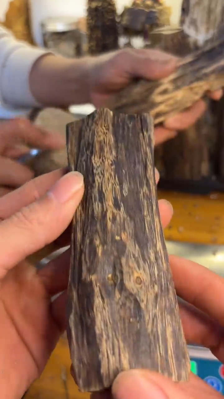 沉香沉香碎屑陆河品种53克