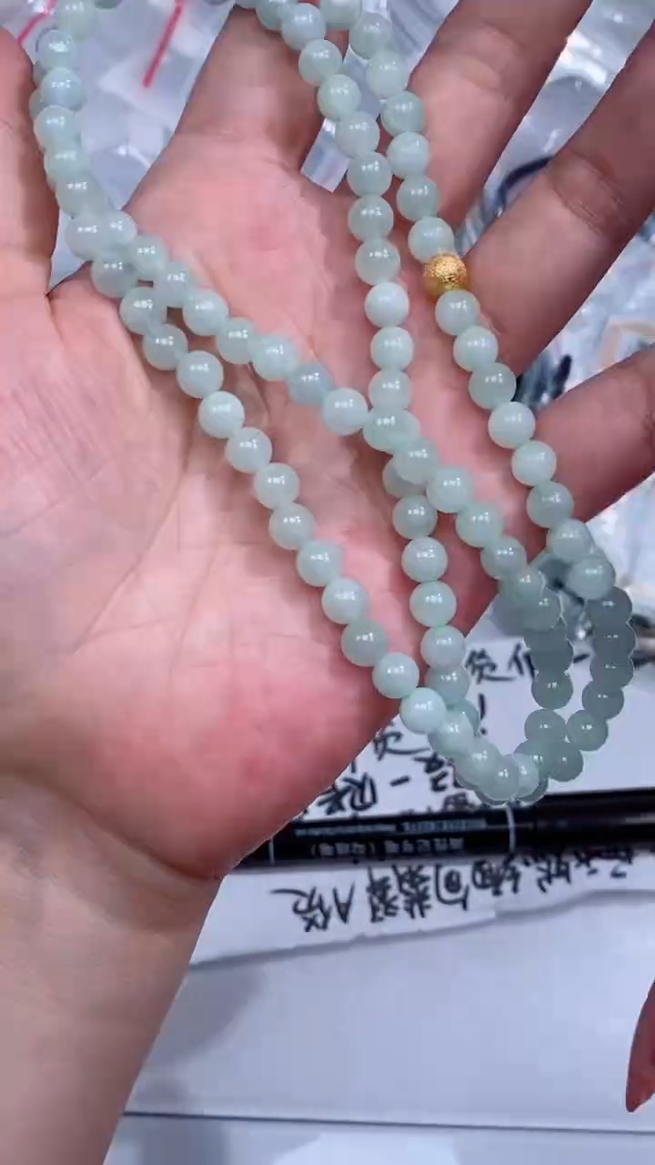 翡翠未镶嵌颈饰珠链