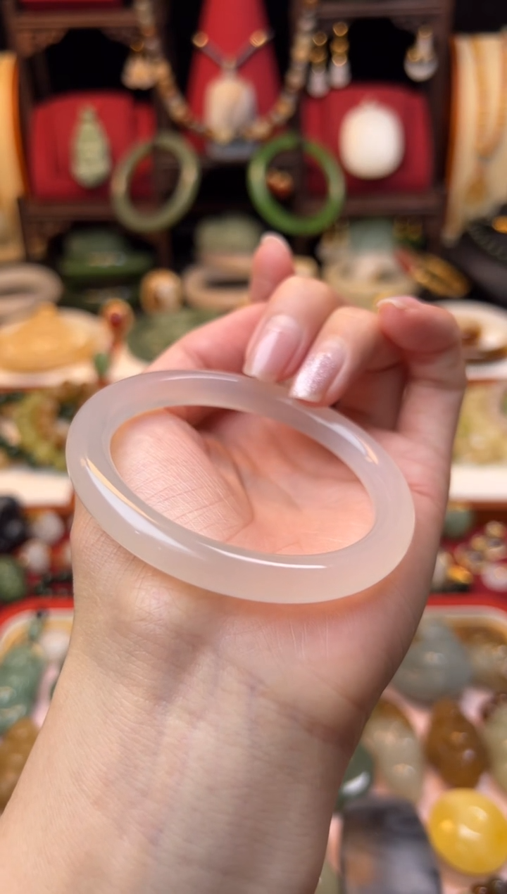 【闪购商品】玛瑙/玉髓手镯未镶嵌5354