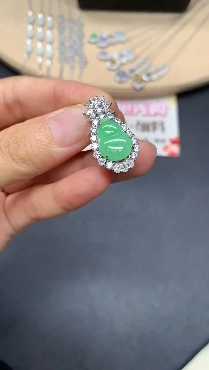翡翠银S925镶嵌吊坠(不含链)葫芦【多样性发其一】