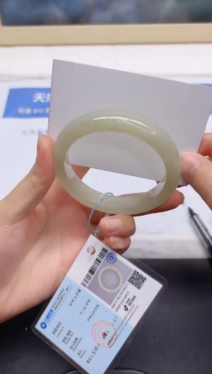 和田玉手镯未镶嵌112-59qq