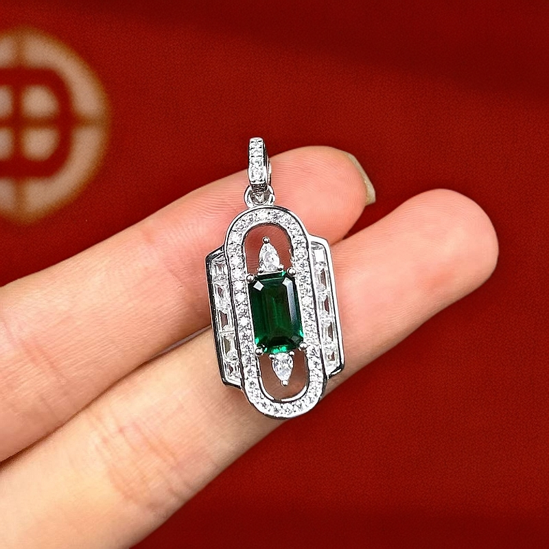 阿鲁沙-典藏轻奢祖母绿-精工银镀厚金培育吊坠679