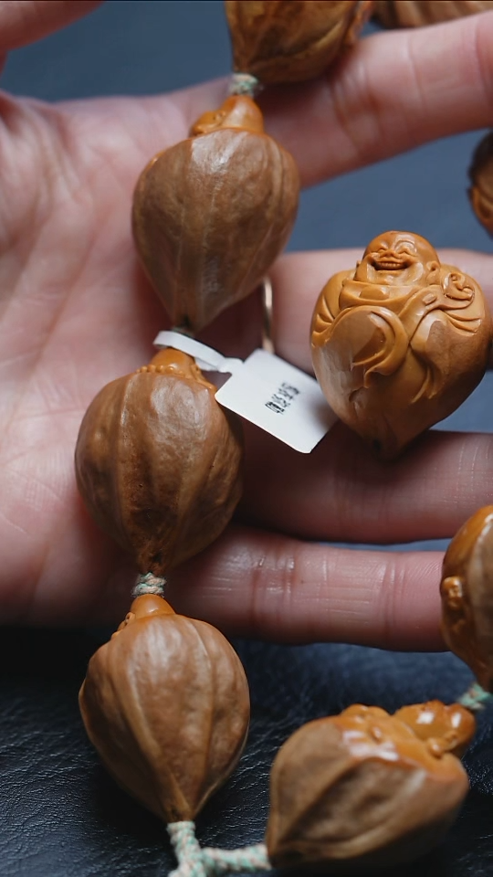 【闪购商品】橄榄核吊坠苏工橄榄核