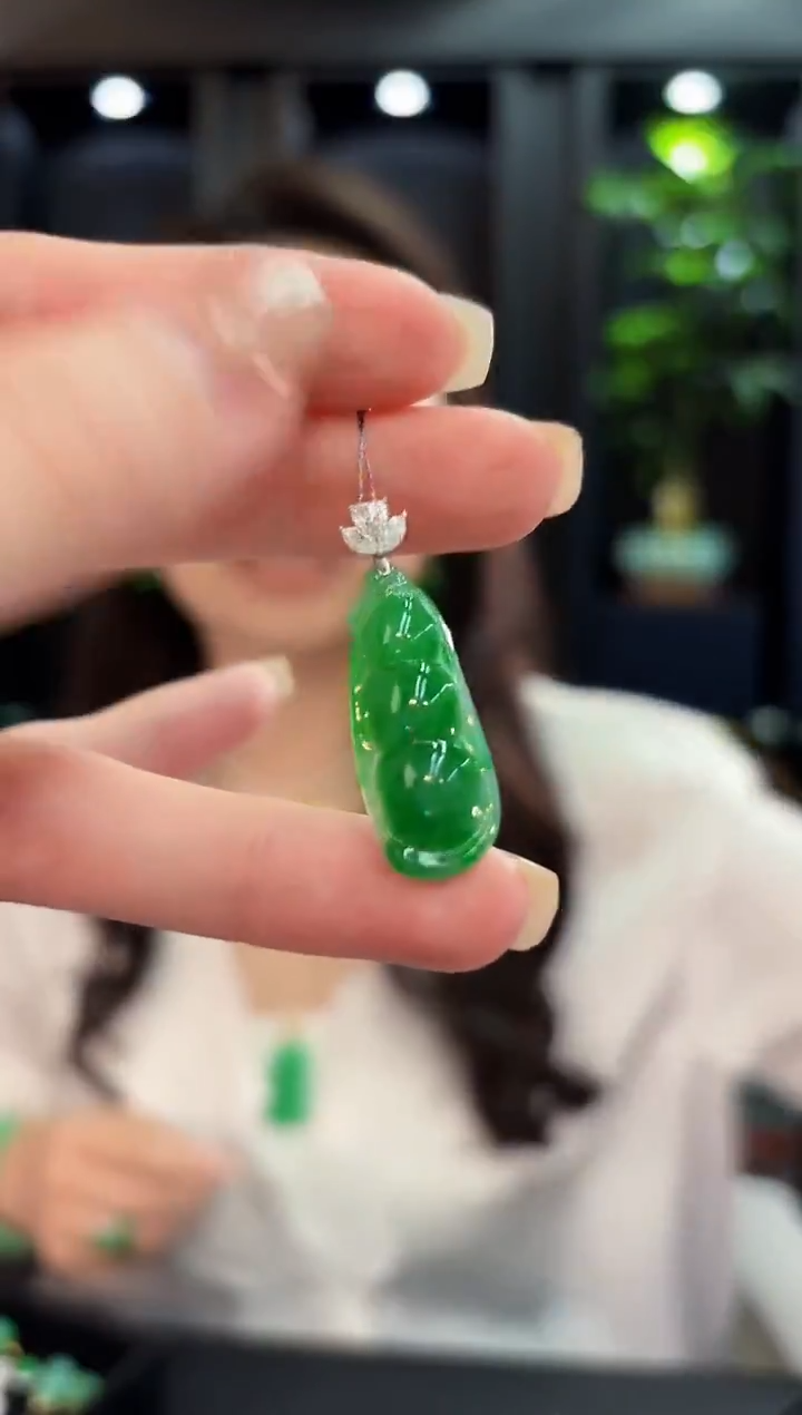 吊坠(不含链)18K金镶嵌翡翠 缅甸A货/支持复检/一件