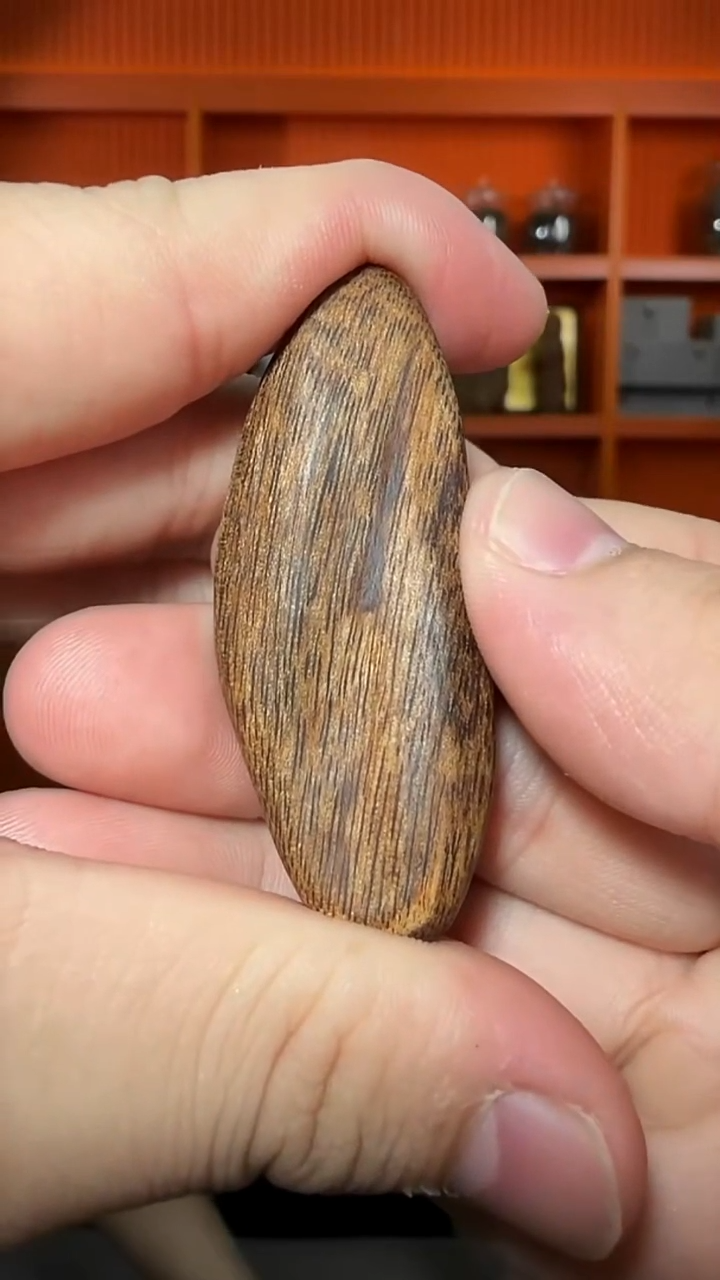 沉香吊坠167号沉水挂件多样性发一