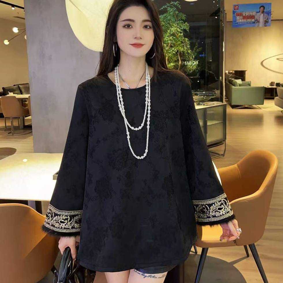 新中式国风缎面加薄绒袖口刺绣毛毛打底