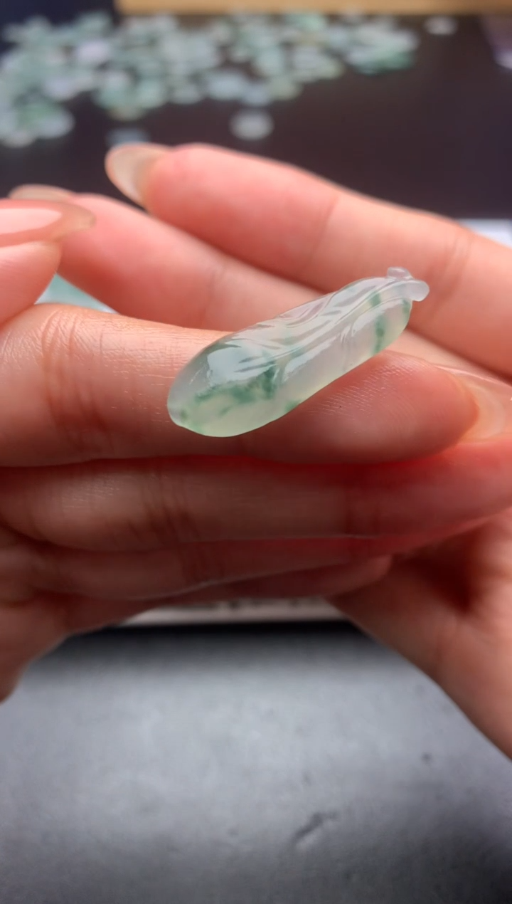【闪购商品】定制翡翠未镶嵌毛货