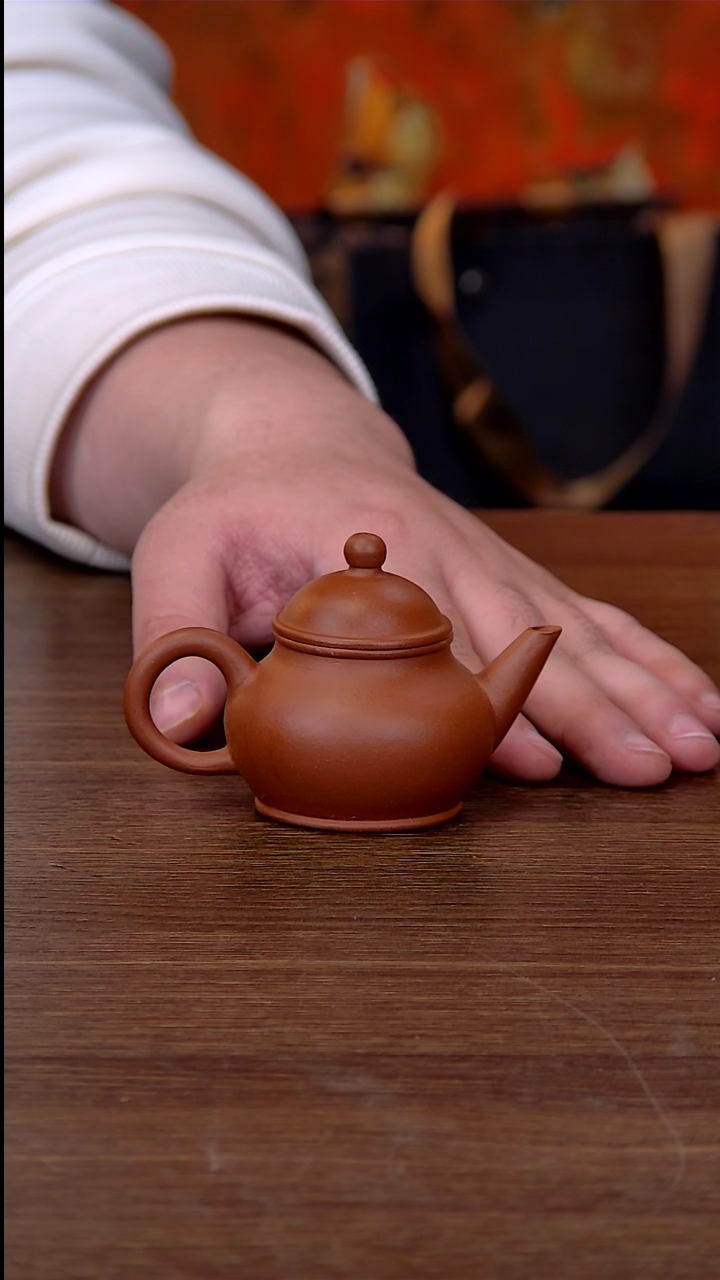 【闪购商品】紫砂茶壶芭乐.朱泥.65cc.1号