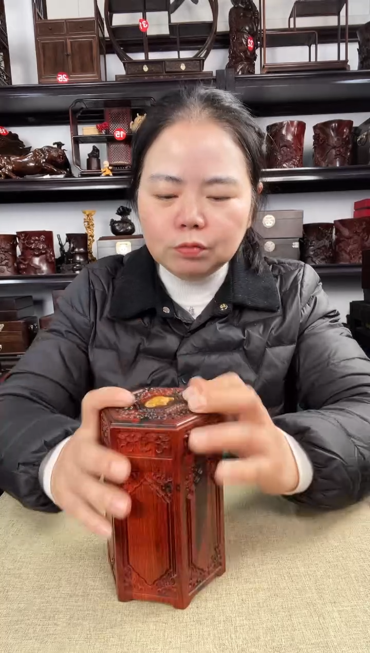 木634老李红木工艺品