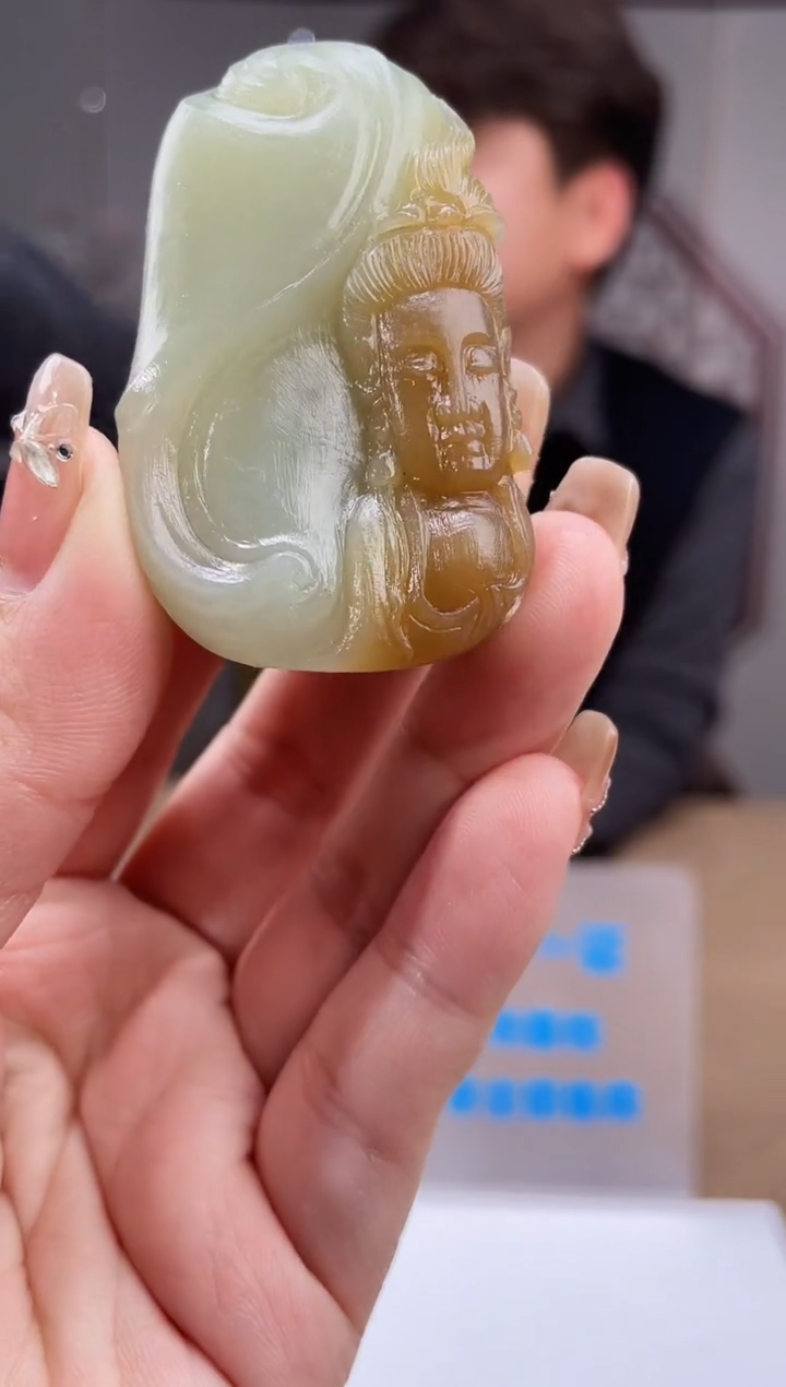 【闪购商品】定制和田玉多样性发货拍一发一 200