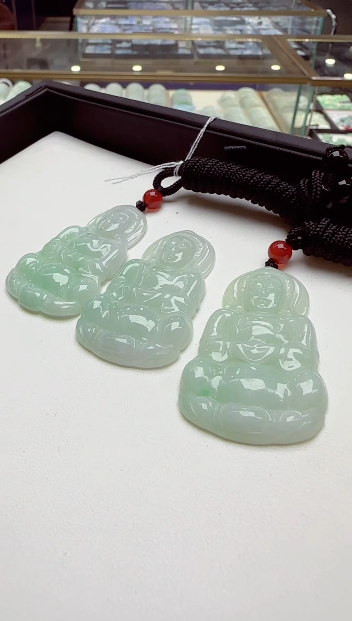 颈饰未镶嵌翡翠多样性发其一