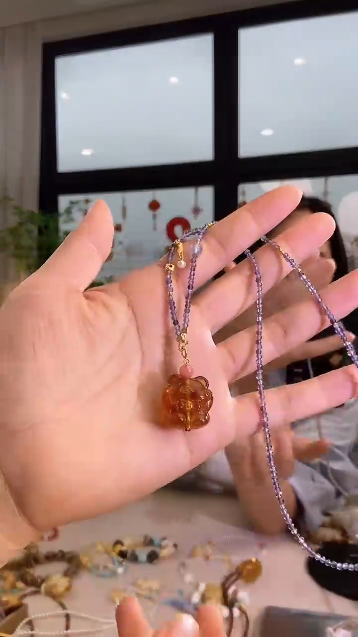 【闪购商品】琥珀颈饰未镶嵌天然琥珀蜜蜡