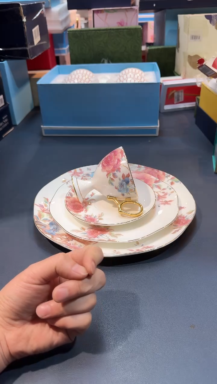 【闪购商品】碗HT147全场正品，京东包邮