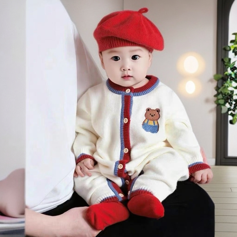 A2025新款婴儿哈衣加绒保暖新连体衣衣服高颜值服超萌炸街新生儿