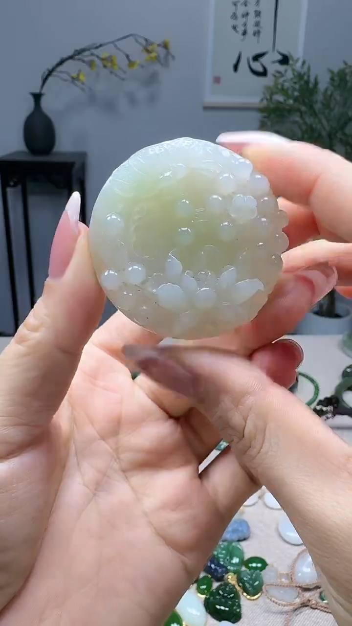 未镶嵌和田玉挂件1